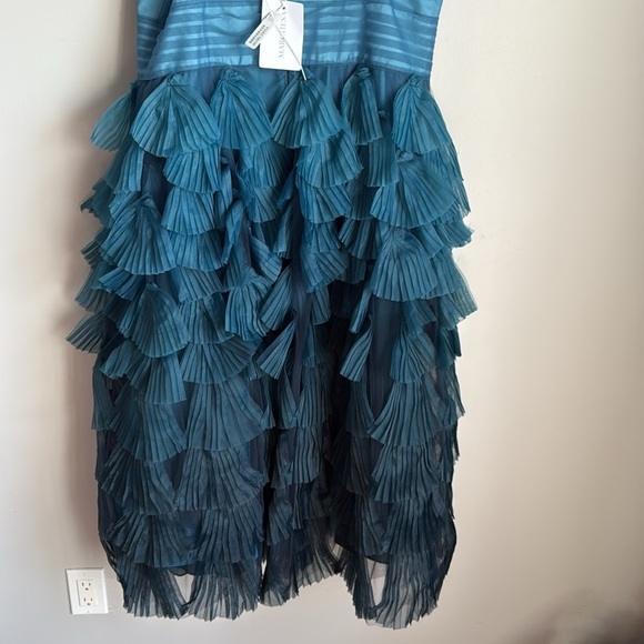 NEW MARCHESA NOTTE V-Neck Ombre Tulle Tiered Ruffle Gown Sage 14 - Picture 7 of 13